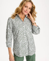 Chico's | Printed No Iron Stretch Shirt/ Kelp Forest