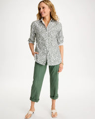 Chico's | Printed No Iron Stretch Shirt/ Kelp Forest