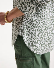 Chico's | Printed No Iron Stretch Shirt/ Kelp Forest
