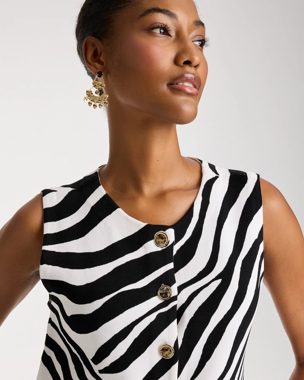 Chico's | Zebra Refined Crewneck Sweater Vest/ Black