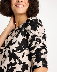 Chico's | Flora Linen Ruched Sleeve Tee/ Black