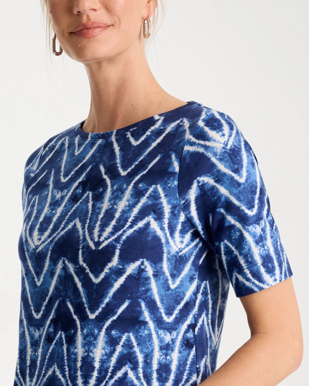 Chico's | Tie Dye Chevron Pima Elbow Sleeve Tee/ Passport Blue