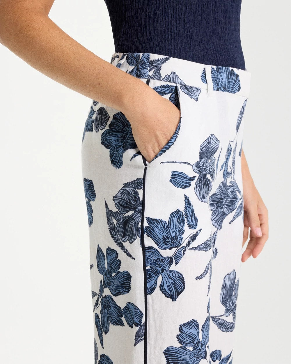 Chico's | Piped Linen Fly Front Pants/ Passport Blue