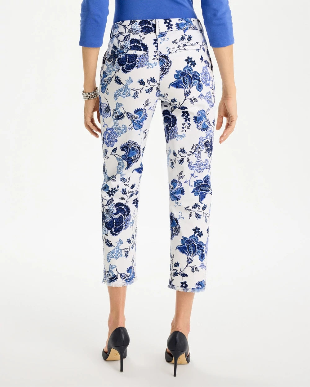 Chico's | Printed Relaxed Boyfriend Chino Fray Crop Pants/ Alabaster