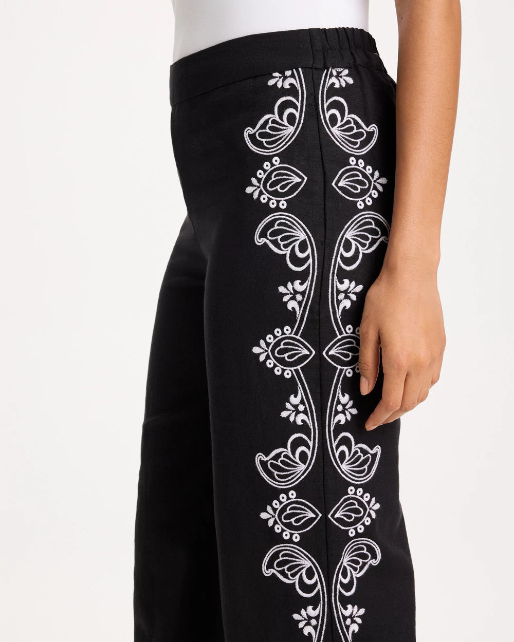 Chico's | Embroidered Pull-On Wide-Leg Linen Pants/ Black