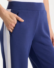 Chico's | Zenergy® Soft Contrast Crop Pants/ Starlit Navy