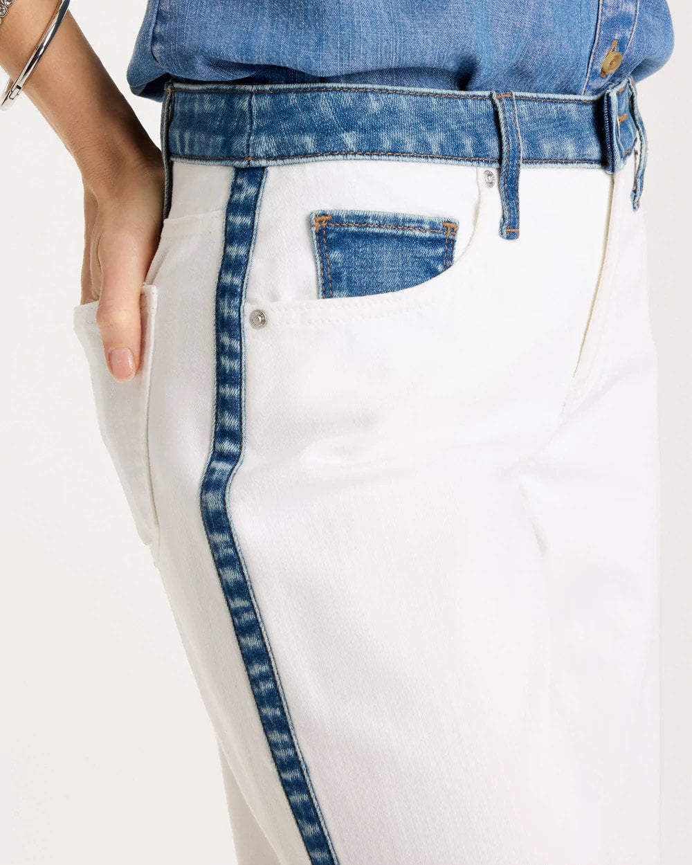 Chico's | Girlfriend Straight Colorblock Jeans/ Alabaster