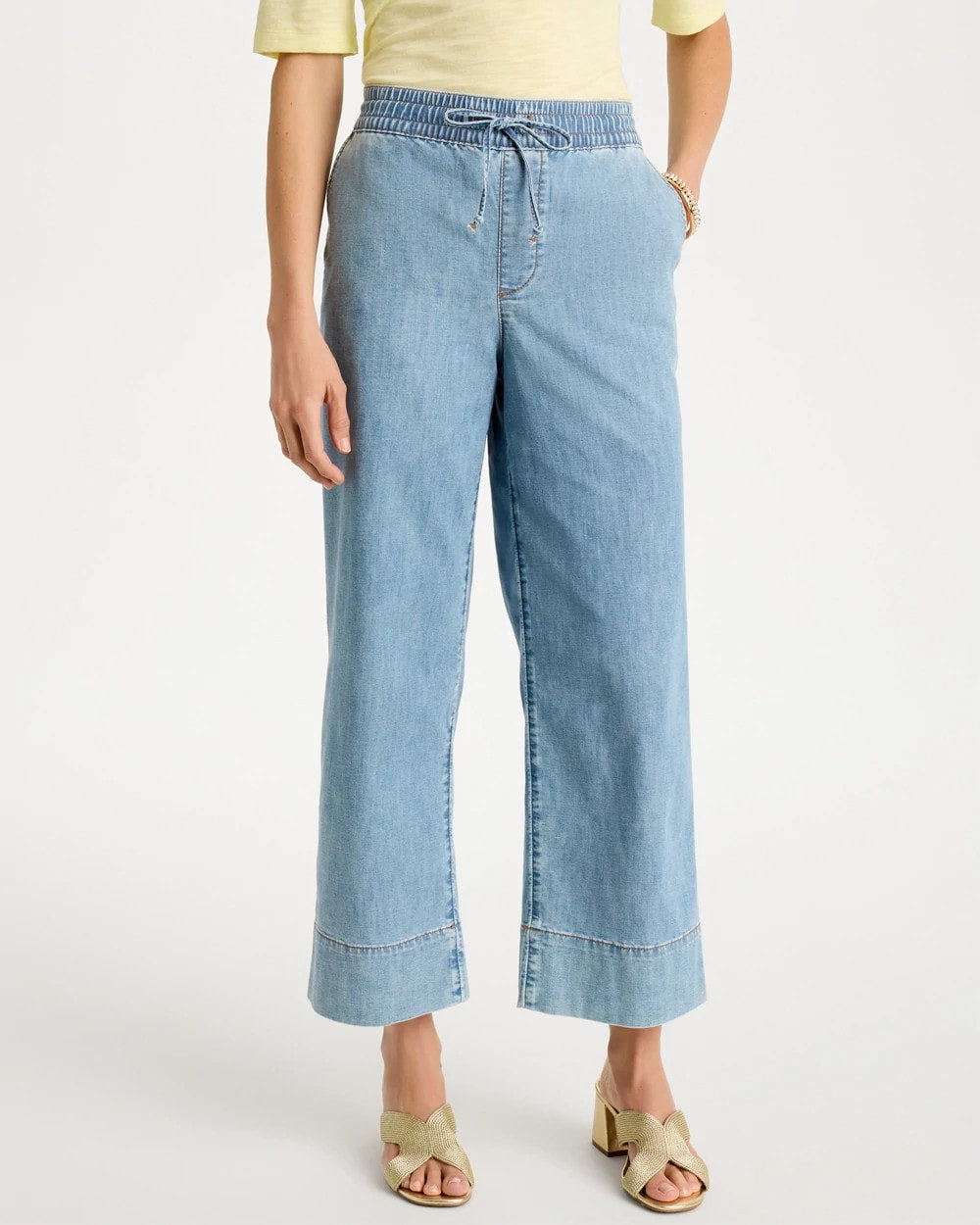 Chico's | Lightweight Wide-Leg Crop Jeans/ Graciela Indigo