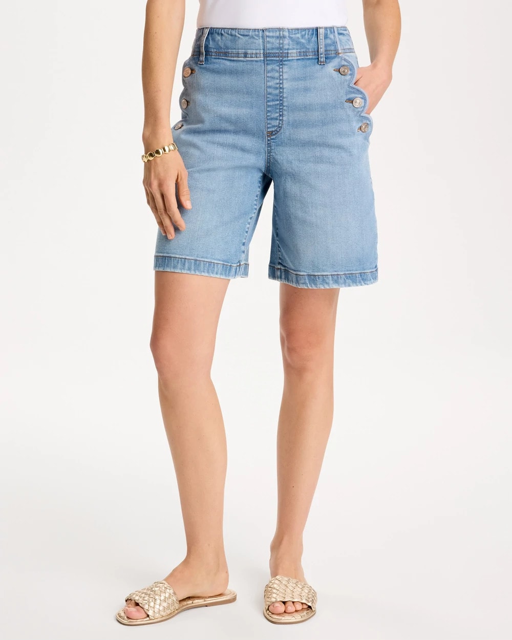Chico's | Pull-On Scallop Button Jean Shorts/ Blue Jay Indigo