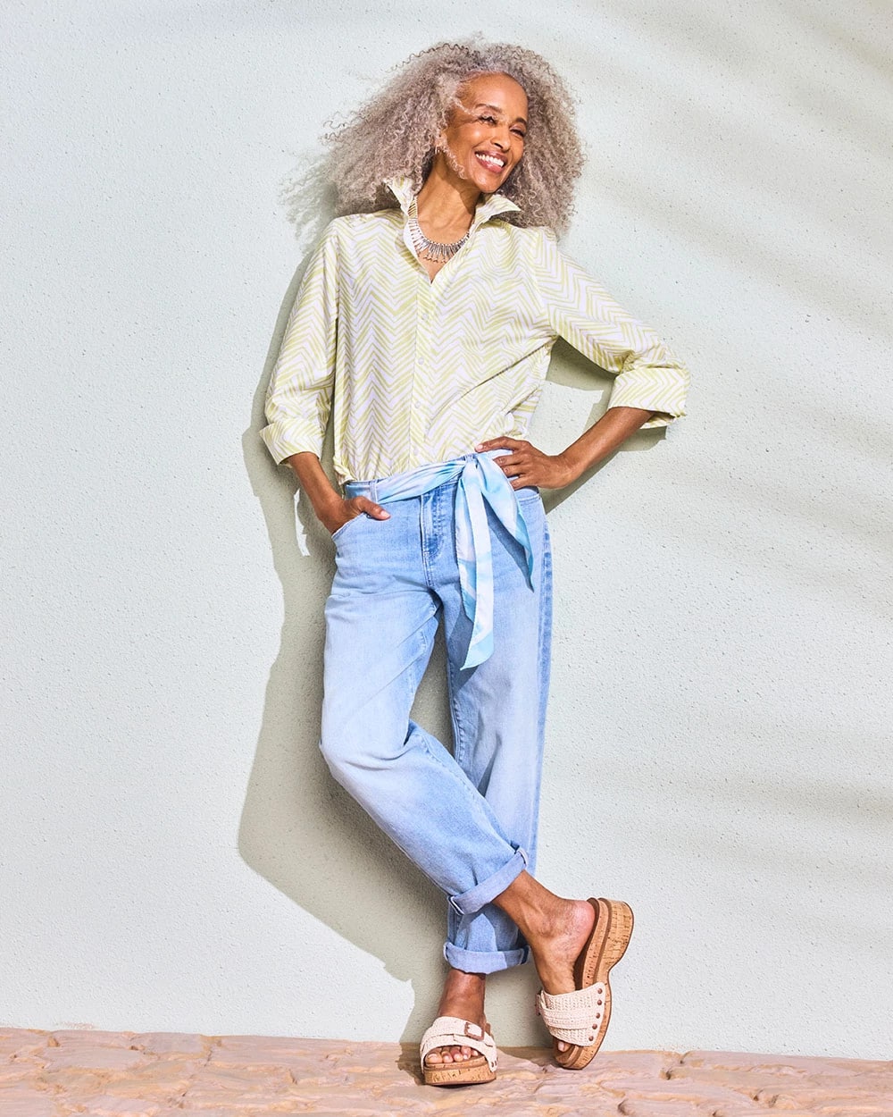 Chico's | Relaxed Boyfriend Rolled Hem Jean/ Bahama Indigo