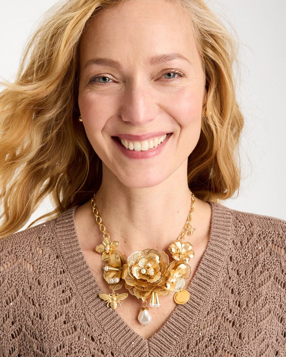 Chico's | Chico’s Originals Filigree Flower Bib Necklace/ Gold