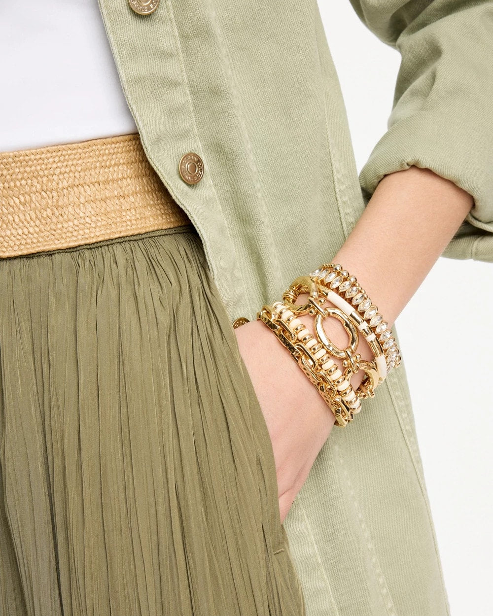Chico's | White Enamel Hinge Bangle/ White
