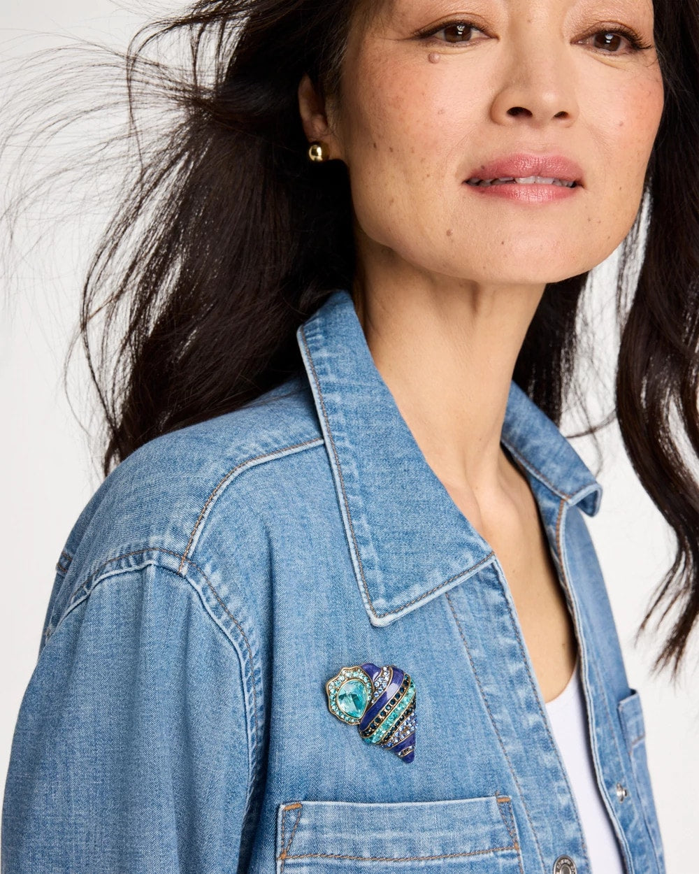Chico's | Faux Blue Halo Diamond Conch Shell Brooch/ Blue