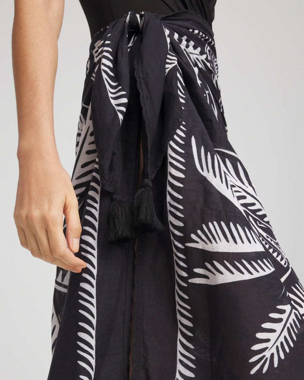 Chico's | Magicsuit® Hearts of Palm Pareo/ Black/Multi