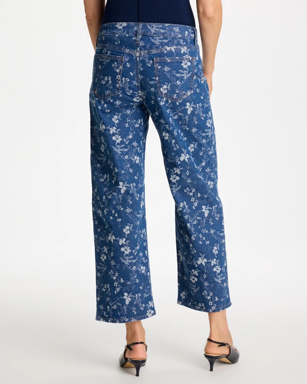 Chico's | Girlfriend Wide Floral Crop Jean/ Indigo