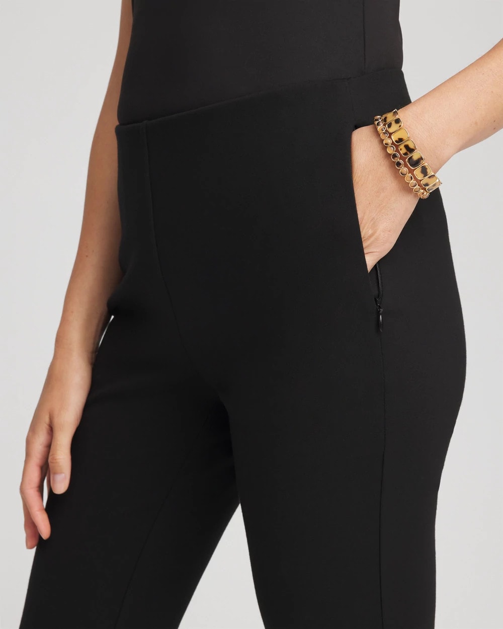 Chico's | Juliet Slim Cropped Flared Pants/ Black