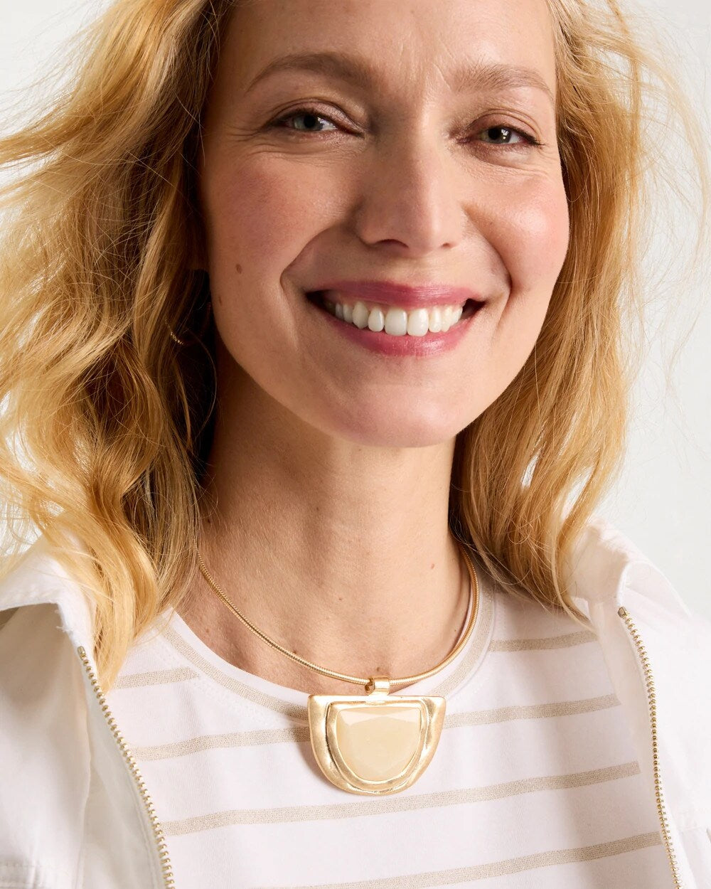 Chico's | White Enamel Collar Necklace/ Gold