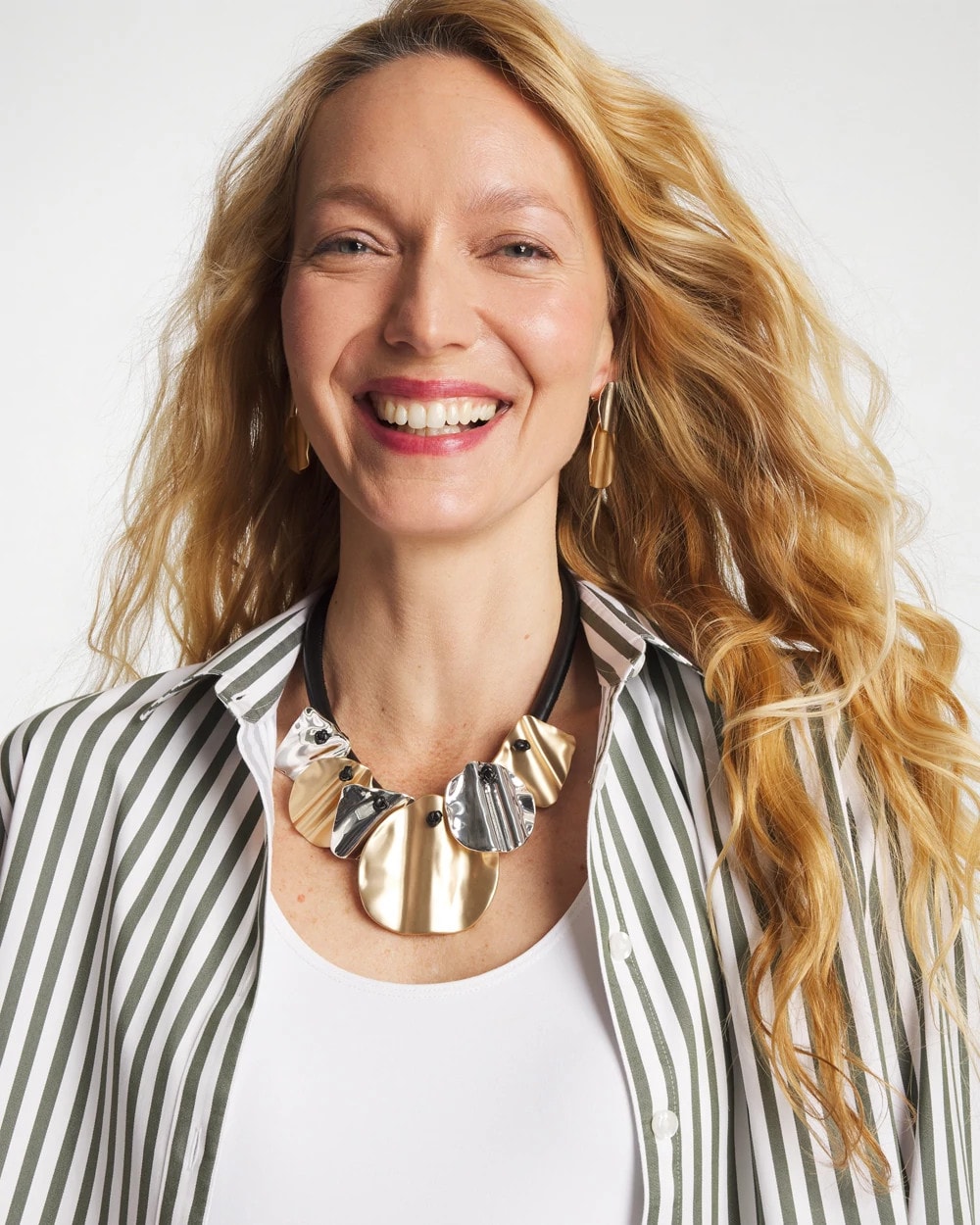 Chico's | Crinkle Mixed Metal Bib Necklace/ Mixed Metals