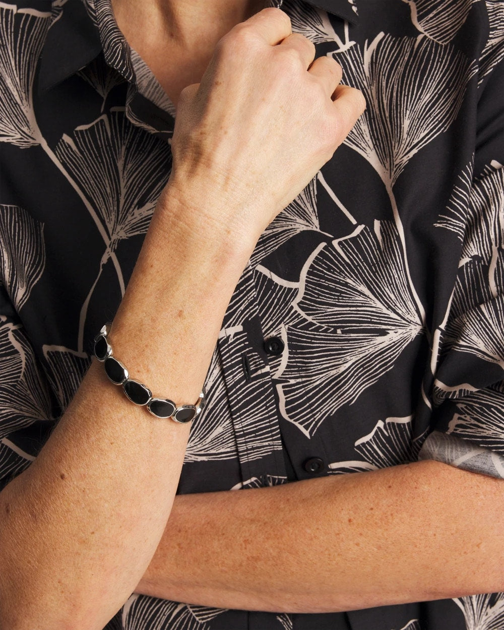 Chico's | Black Large Stretch Bracelet/ Black