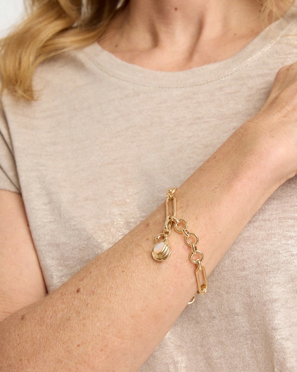 Chico's | Swan Charm/ Multi