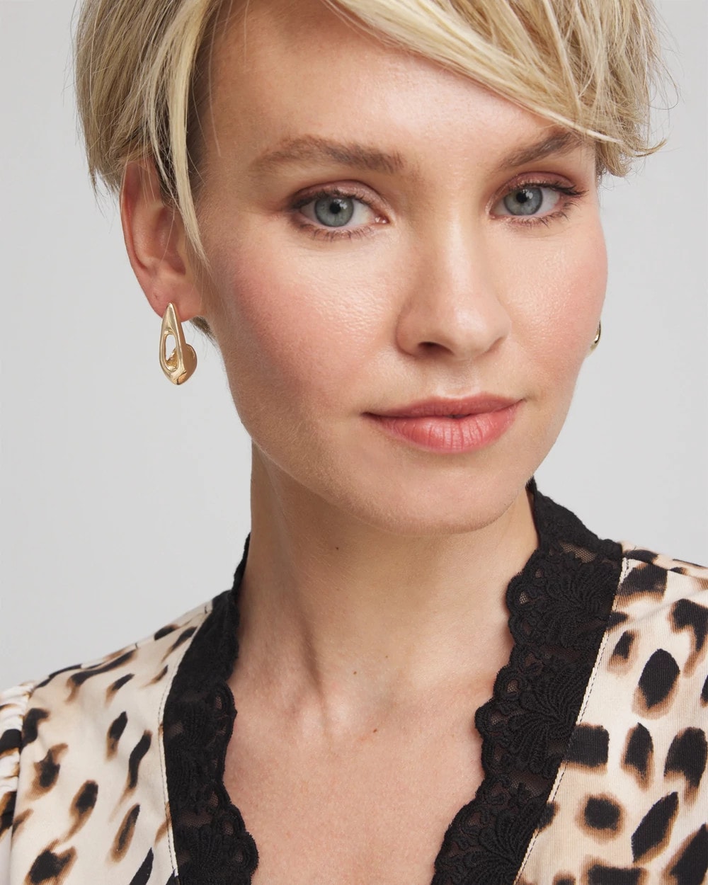 Chico's | Gold Puff Hoop Earrings/ Gold