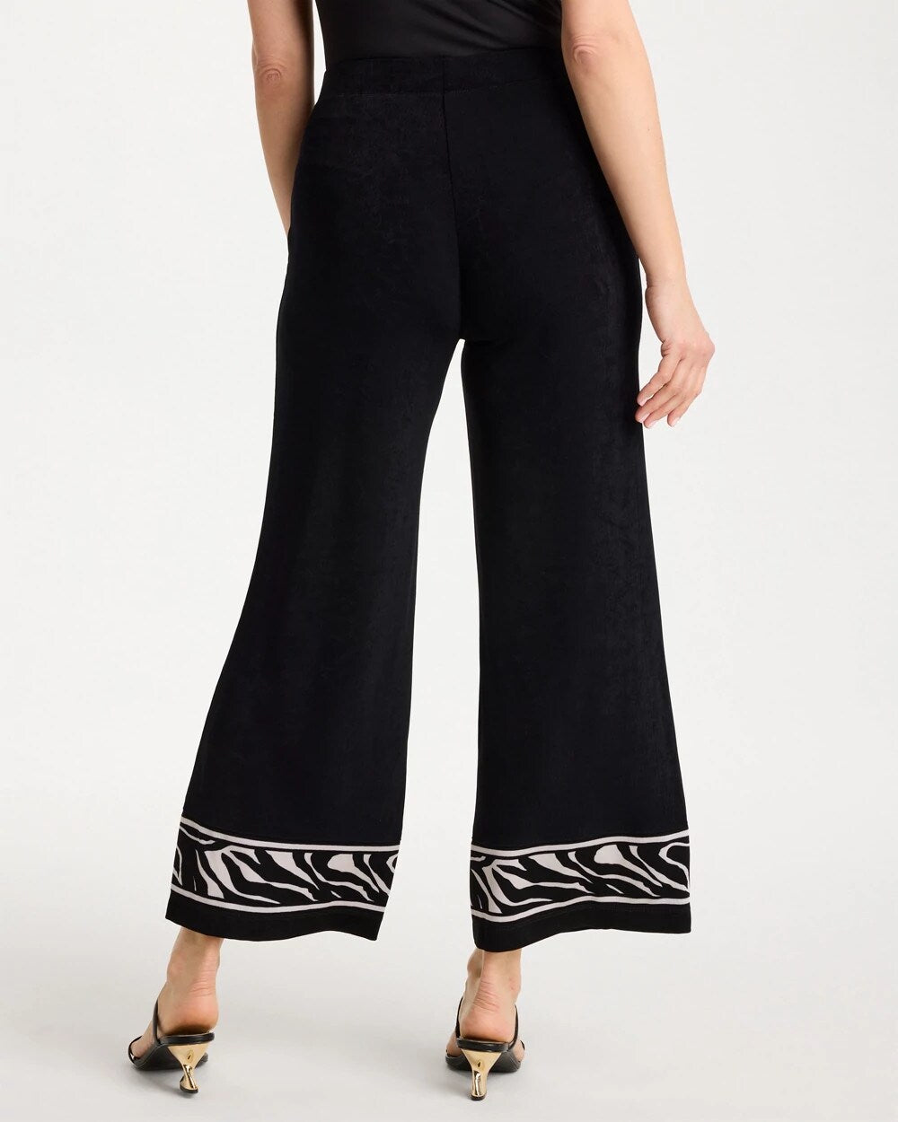 Chico's | Travelers™ Abstract Zebra Cropped Pants/ Travelers Black