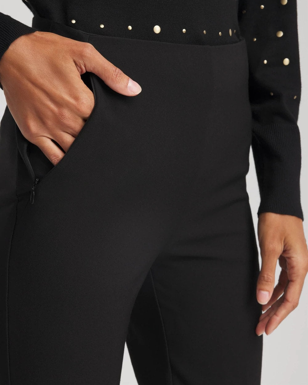 Chico's | Lightweight Juliet Straight Ankle Pants/ Black