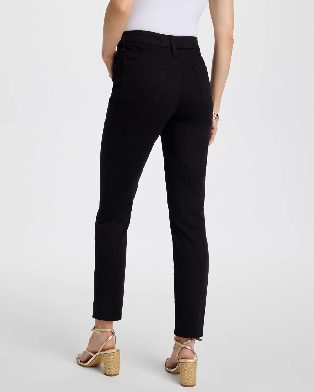 Chico's | So Slimming Petite Girlfriend Ankle Jeans/ Black