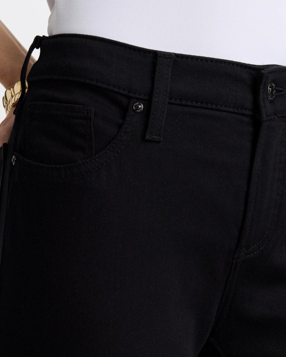 Chico's | So Slimming Petite Girlfriend Ankle Jeans/ Black