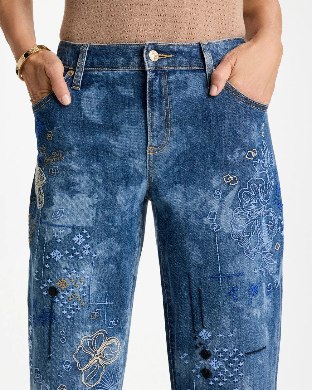 Chico's | Relaxed Embroidered Boyfriend Jean/ Daphne Indigo