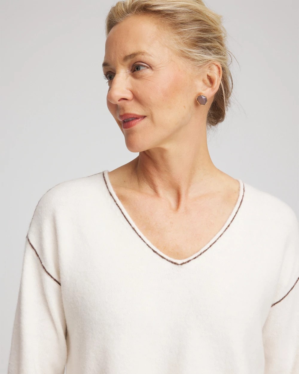 Chico's | Contrast Stitch V-Neck Sweater/ English Cream