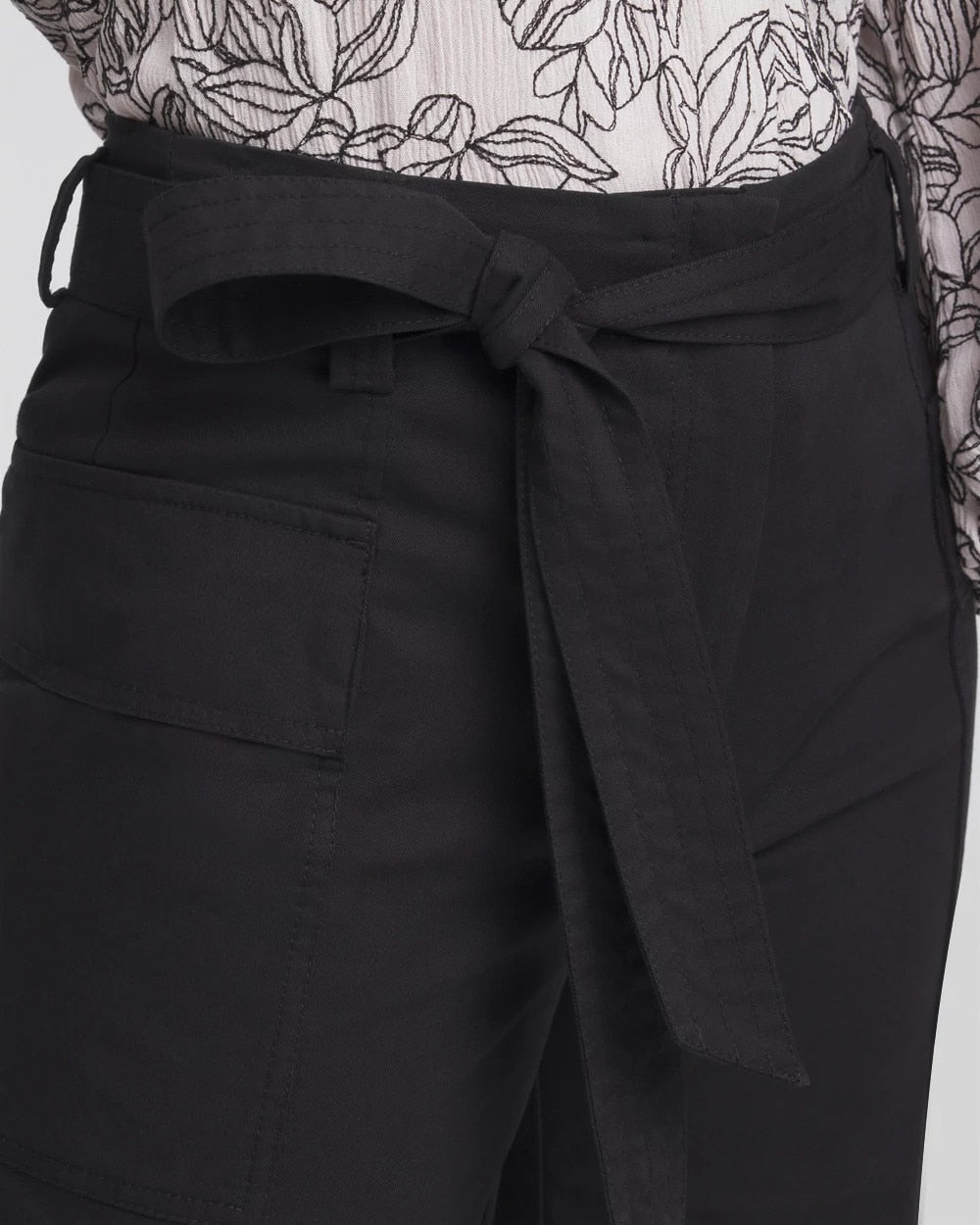 Chico's | Belted Twill Utility Cropped Pants/ Black