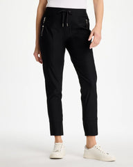 Chico's | Zenergy® Seam Detail Stretch Pants/ Black