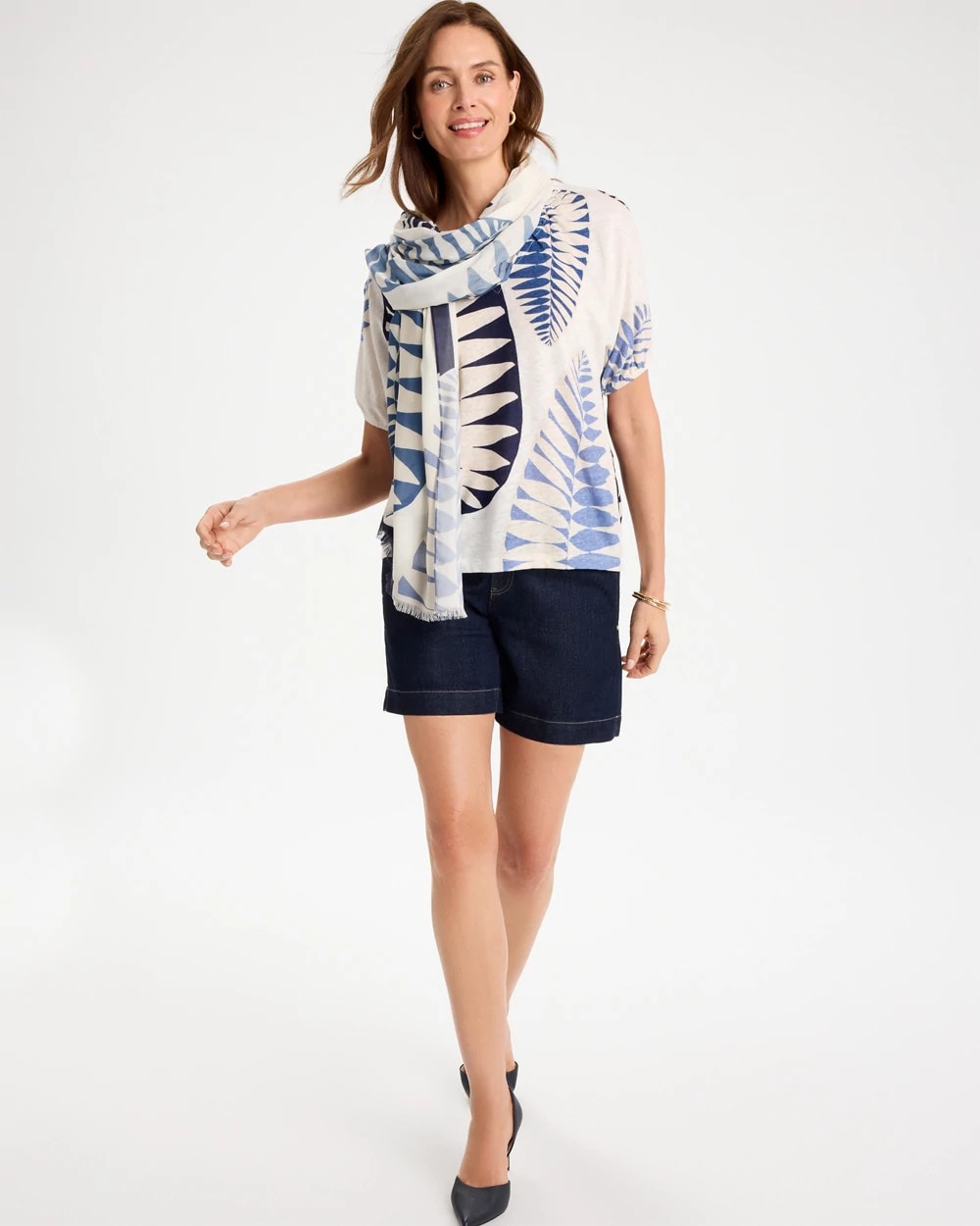 Chico's | Leaf Print Linen Ruched V-Neck Tee/ Passport Blue
