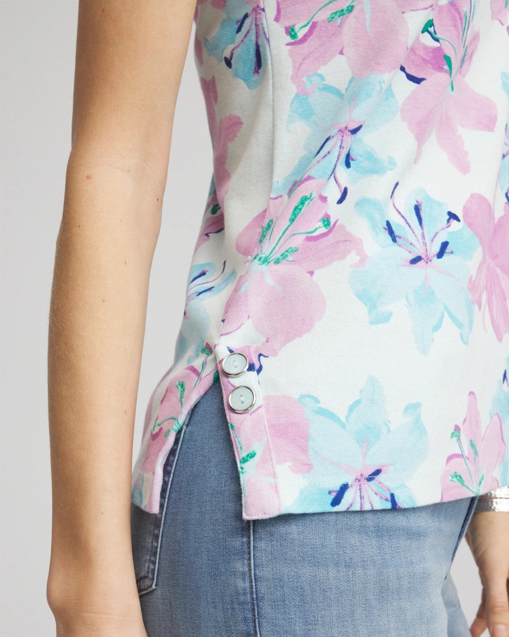 Chico's | Floral Sleeveless V-Neck Tank/ Paradiso Blue