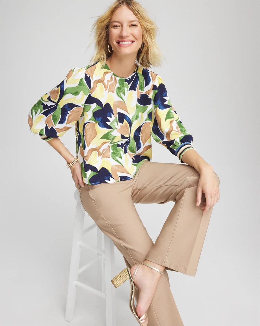 Chico's | Mod Blooms Matte Satin Pullover/ Panna Cotta