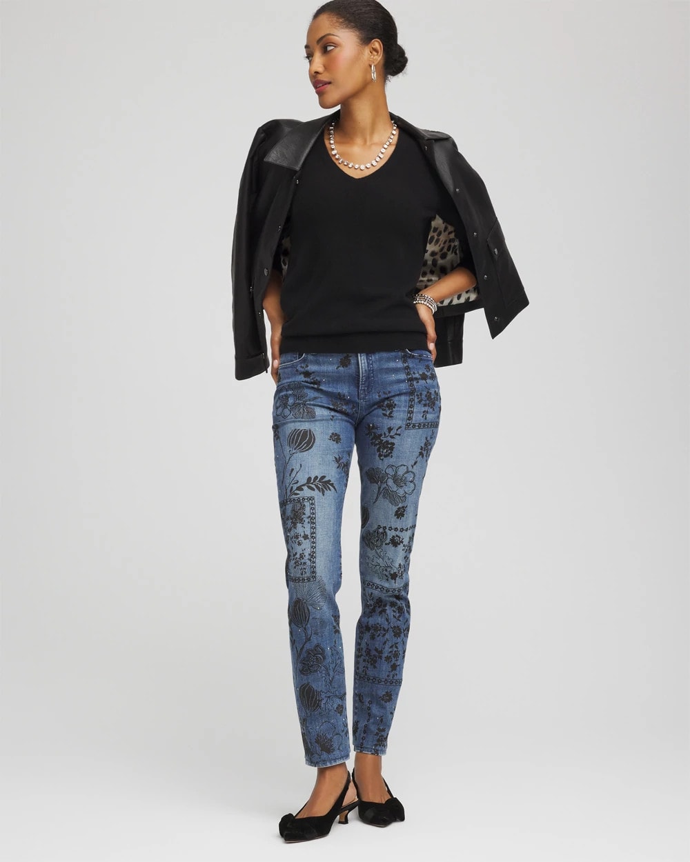 Chico's | Relaxed V-Neck Cashmere Sweater/ Black