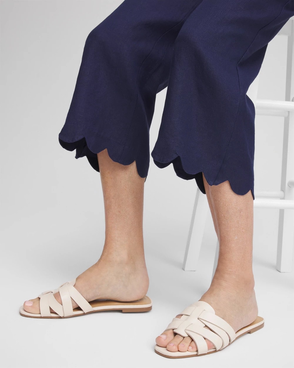 Chico's | Linen Scallop Hem Crop Pants/ Passport Blue