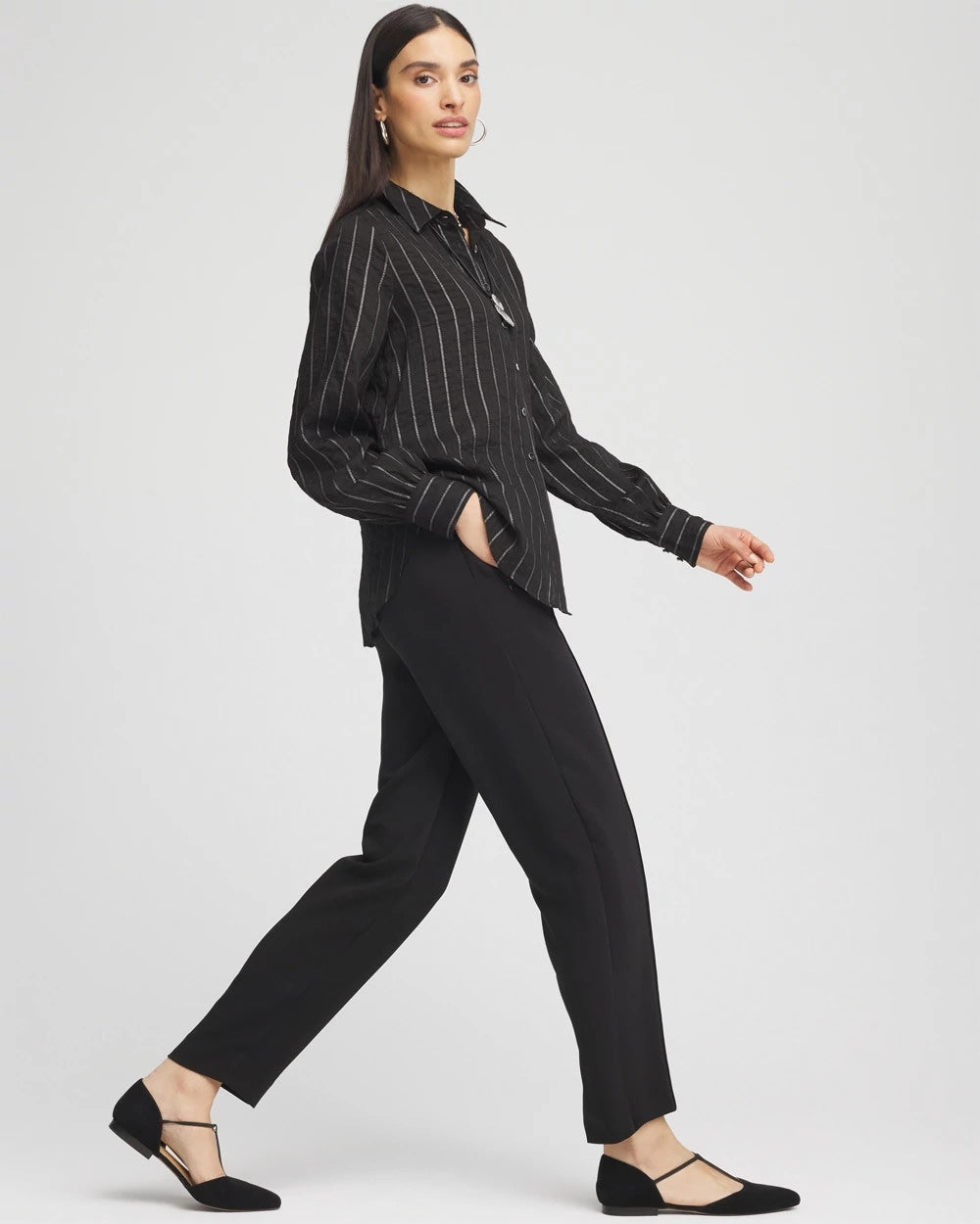 Chico's | Crepe Side-Zip Tapered Ankle Pants/ Black