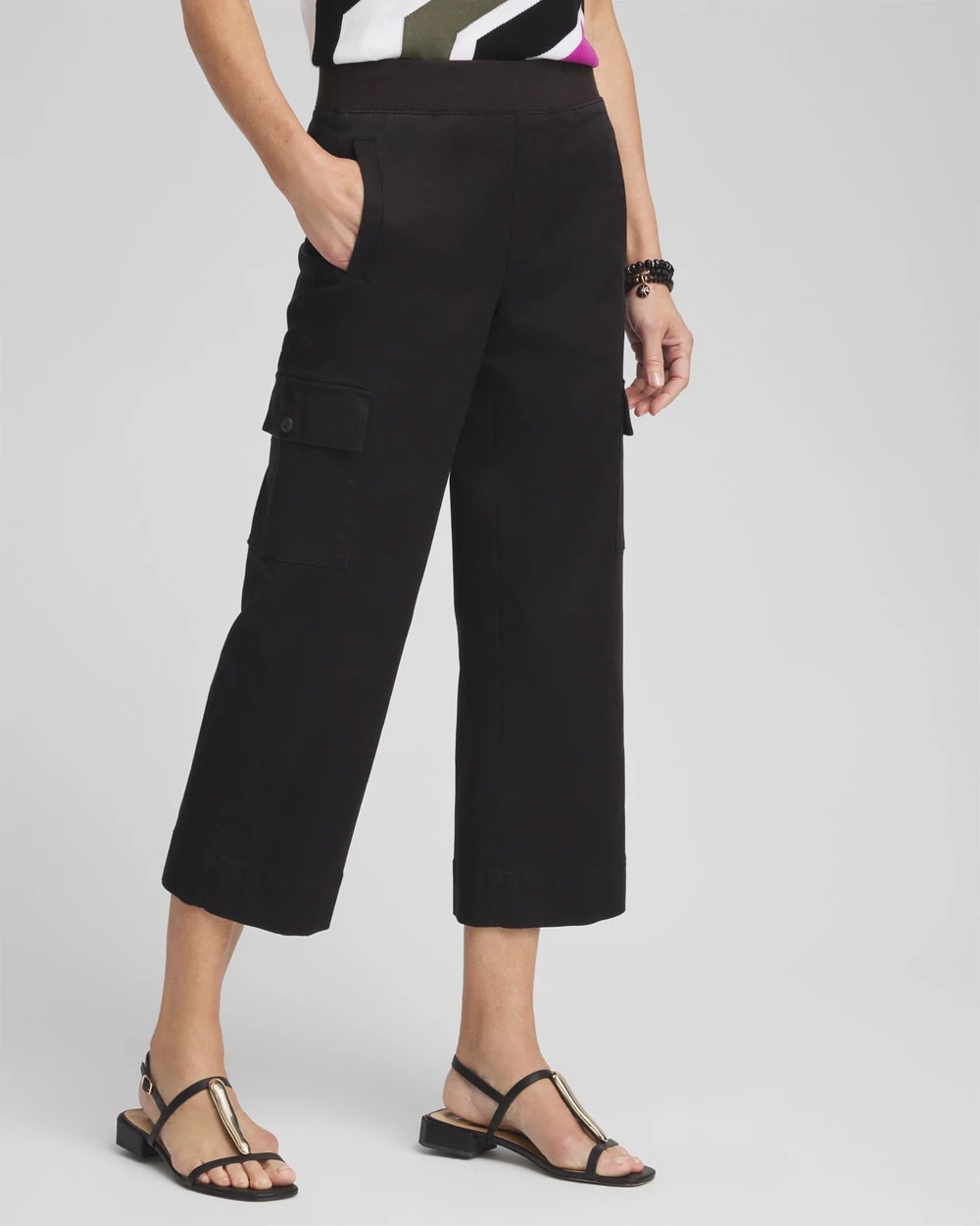 Chico's | Cargo Straight Leg Cropped Pants/ Black