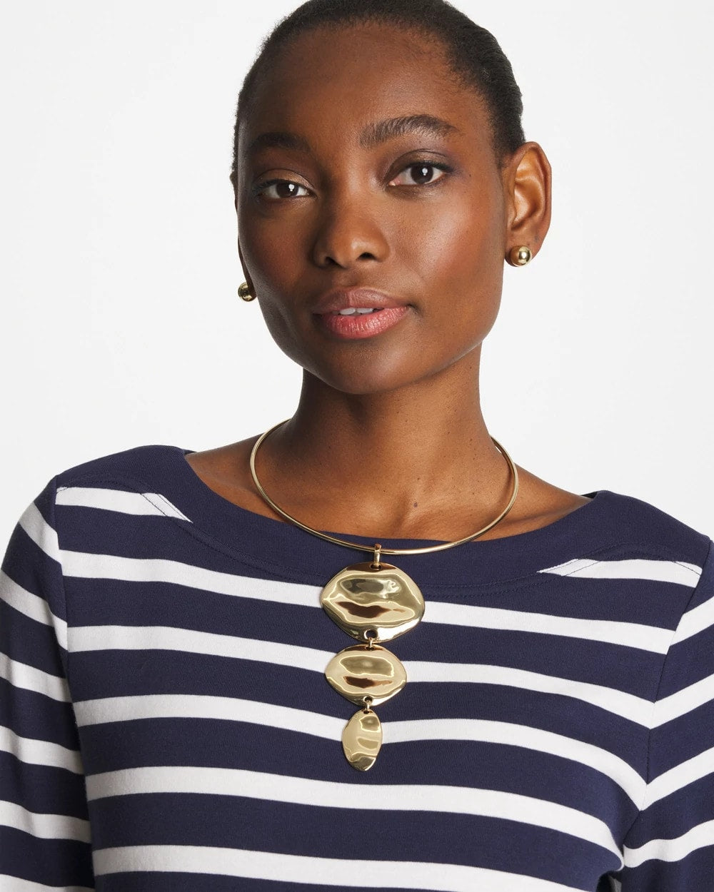 Chico's | Linear Reversible Pendant Necklace/ White/Gold